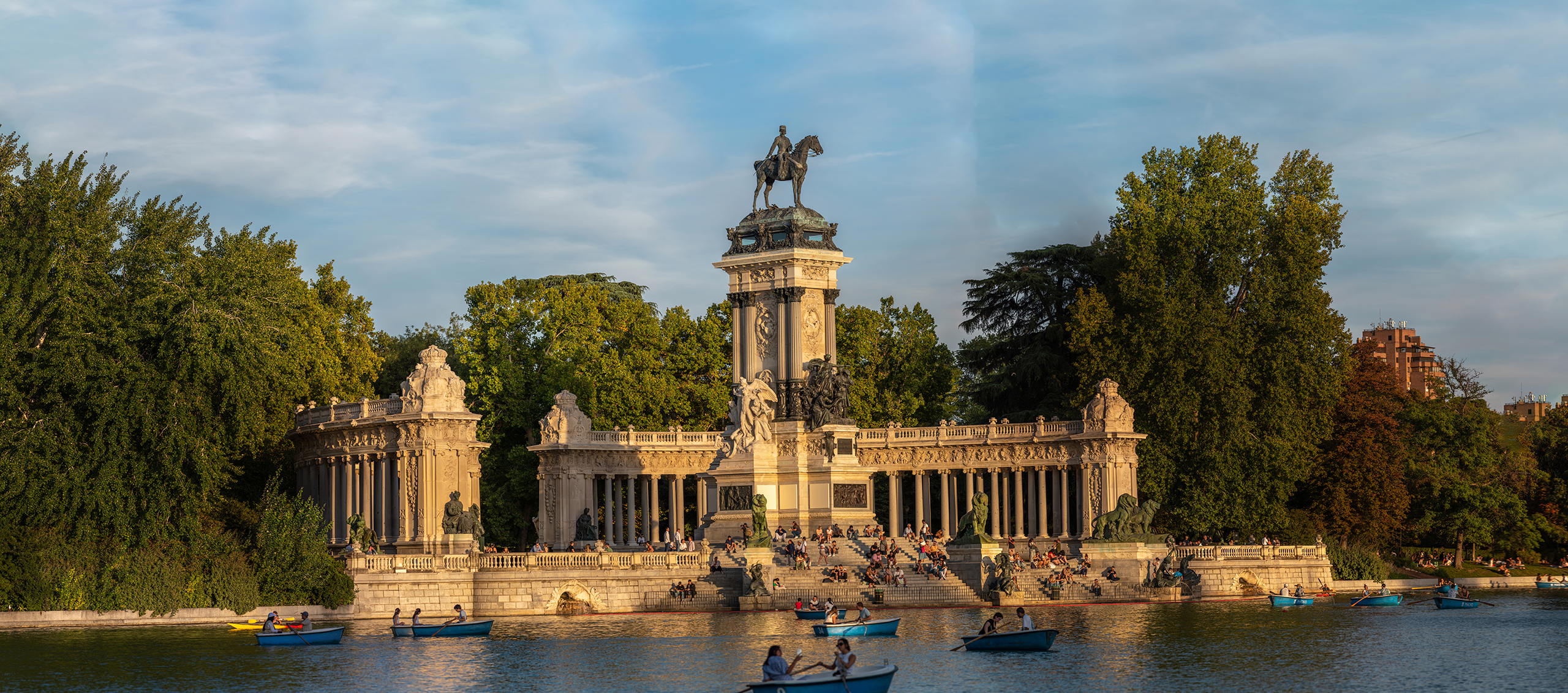 Parque El Retiro atardecer en Madrid